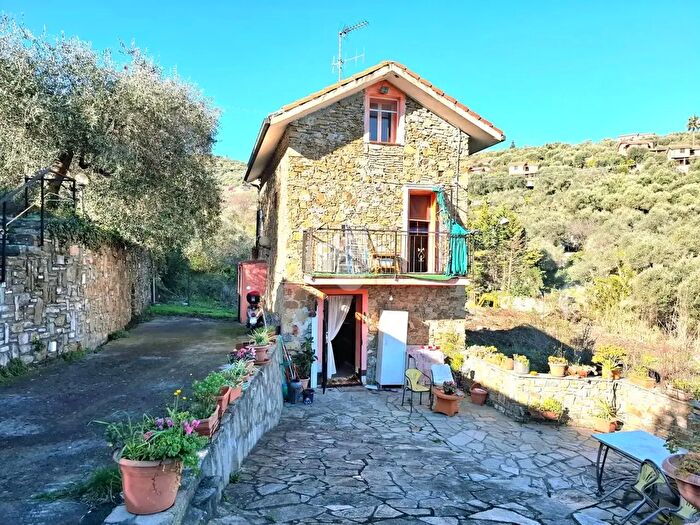 Casa bilocale in vendita in Località Ortopino, Diano Marina