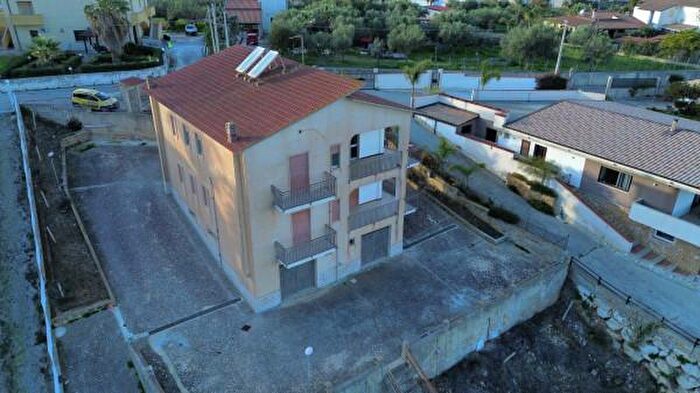 Casa con 6 locali in vendita in Contrada Timpi Rossi, Alcamo