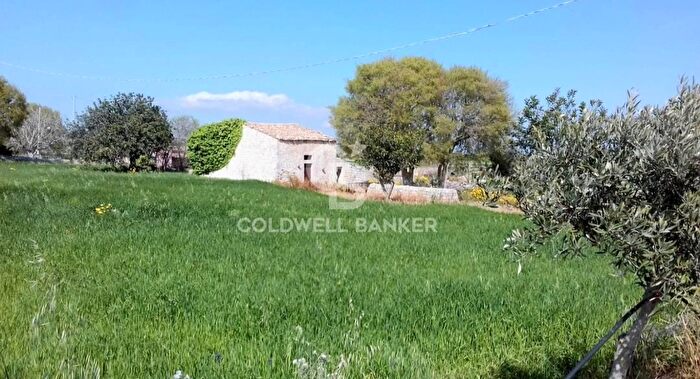 Casa bilocale in vendita in Vanella Sn, Modica