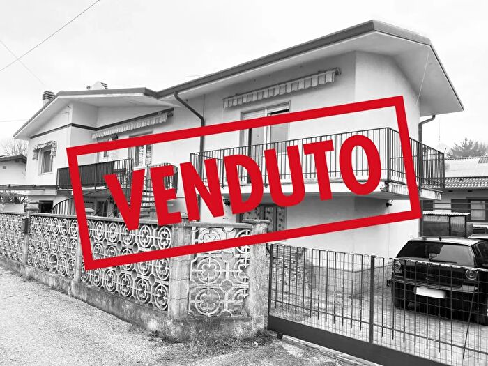 Casa con 5 locali in vendita in Ronchi Dei Legionari