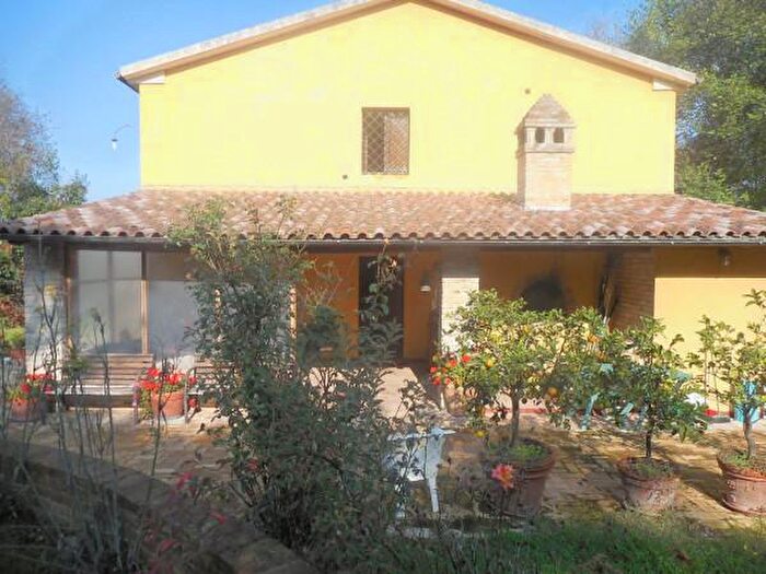 Casa con 6 locali in vendita in Via Santa Maria, San Marcello