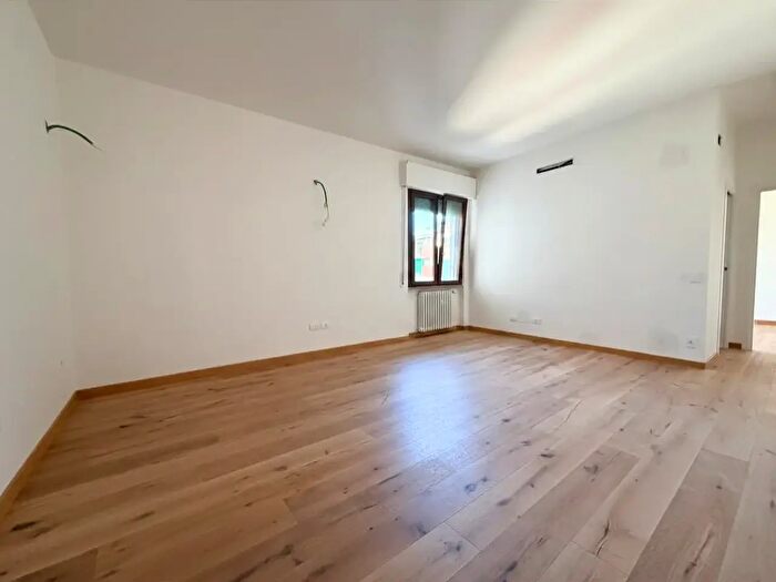 Appartamento bilocale in vendita in Via della Villa Demidoff, Firenze