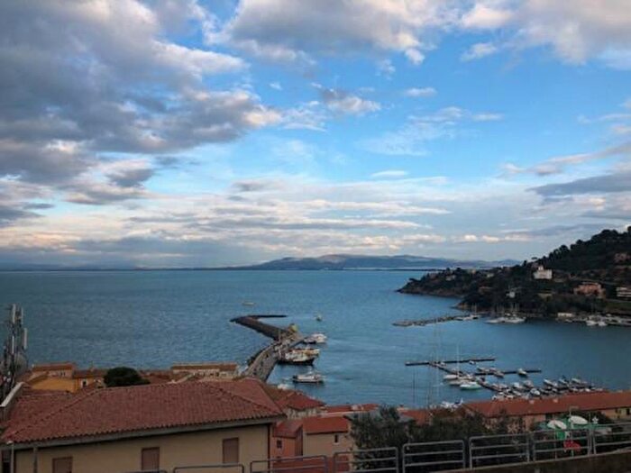 Appartamento trilocale in vendita in Via dellAppetito, Monte Argentario