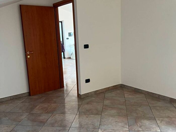 Casa trilocale in affitto in Via Salerni, Settimo, Montalto Uffugo