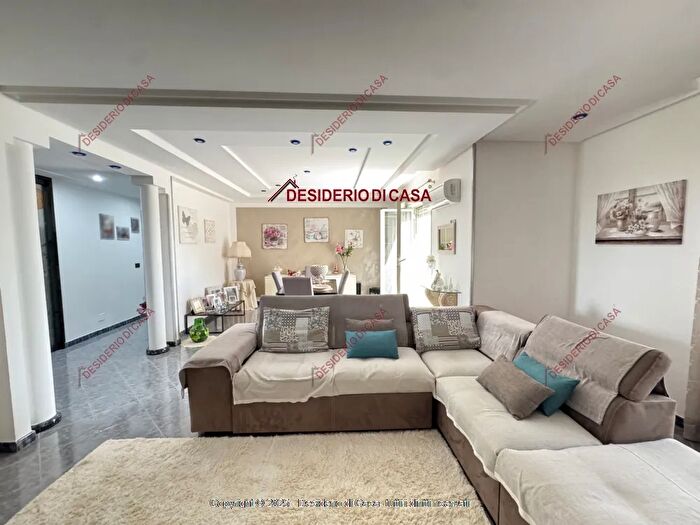 Appartamento quadrilocale in vendita in Palermo