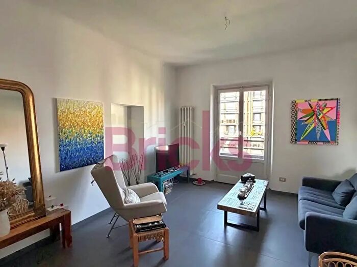 Appartamento quadrilocale in affitto in Via Girolamo Tiraboschi, Milano