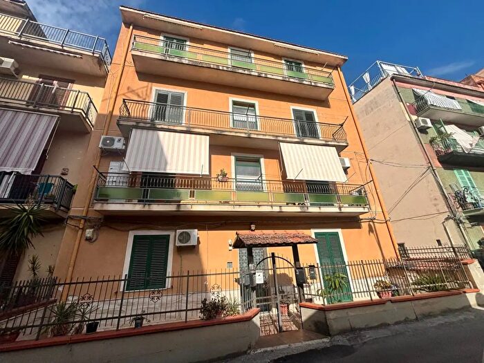 Appartamento con 5 locali in vendita in Palermo