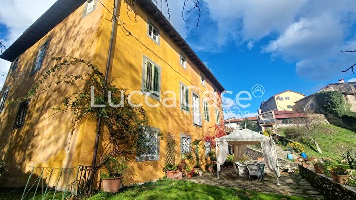 Casa con 10 locali in vendita in a S Rocco, Coreglia Antelminelli