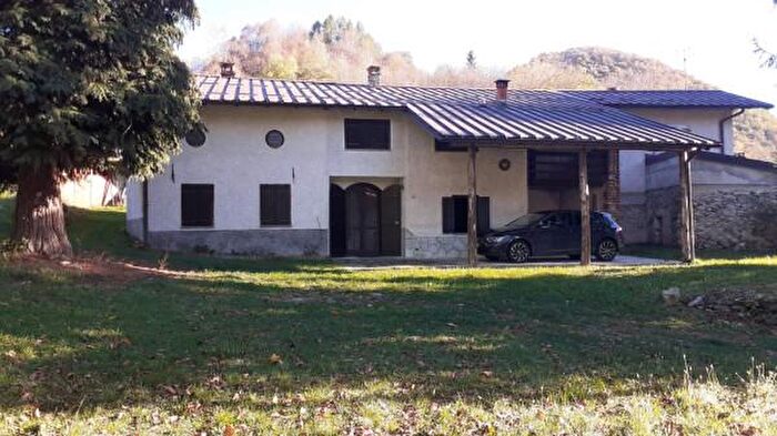 Casa con 6 locali in vendita in Via Terenin, Chiusa Di Pesio