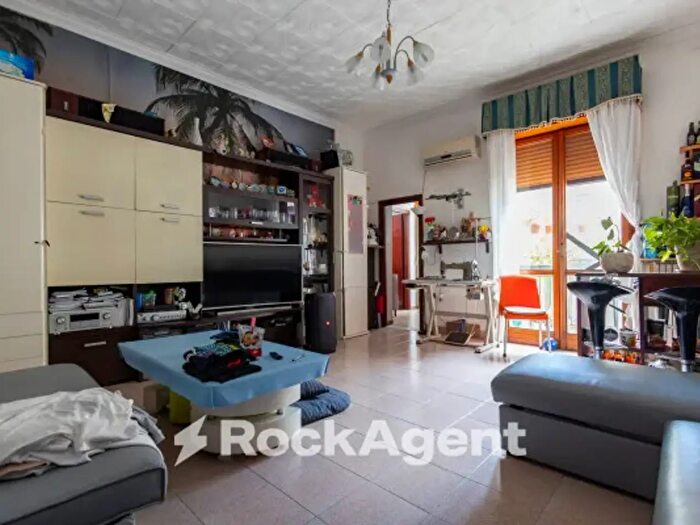 Appartamento trilocale in vendita in Vico III Gradoni Porta Marina, Catanzaro