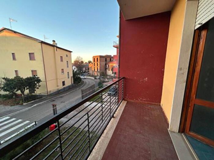 Appartamento quadrilocale in vendita in Via Aprile, Vasanello