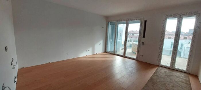 Appartamento monolocale in vendita in Via San Mamete Milano, Milano