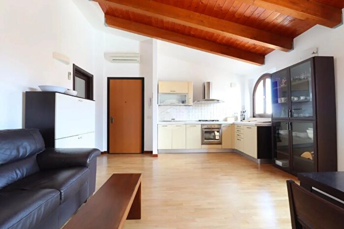 Appartamento trilocale in vendita in Via Volturno, San Benedetto Del Tronto