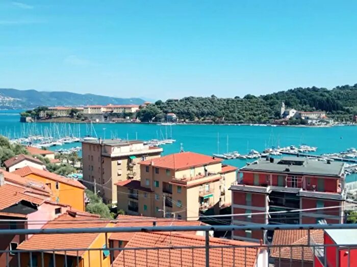Appartamento con 5 locali in vendita in Via Cesare Battisti, Portovenere