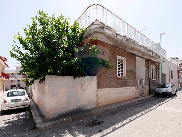 Casa trilocale in vendita in Via Tarulli Francesco, Bitetto
