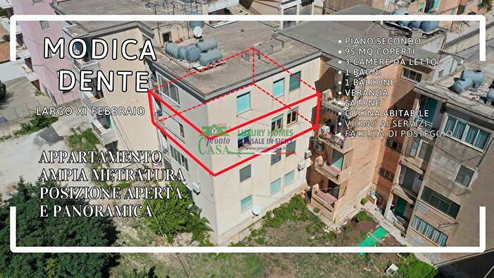 Appartamento con 7 locali in vendita in Largo Febbraio, Modica