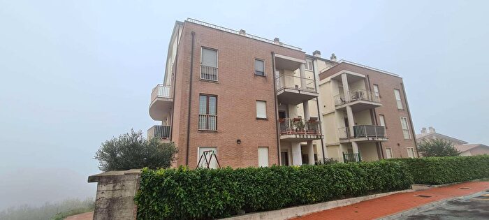 Appartamento trilocale in vendita in Collepepe Via Tiberina, Collazzone