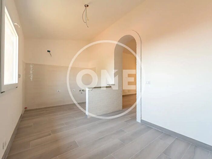 Appartamento trilocale in vendita in Via dei Laghi, Velletri