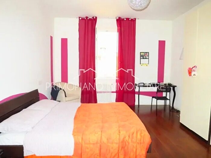 Appartamento trilocale in vendita in Via Vittorio Veneto, Trento