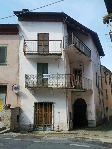 Casa con 5 locali in vendita in Via Giovanni Chiabrera, Ponti