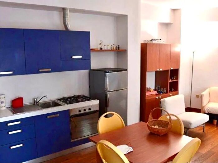 Appartamento trilocale in vendita in Piazza del Plebiscito, Ancona