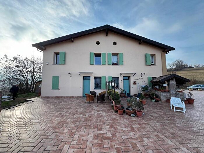 Casa con 6 locali in affitto in Via Bolsenda, Zona Agricola, Casalecchio di Reno