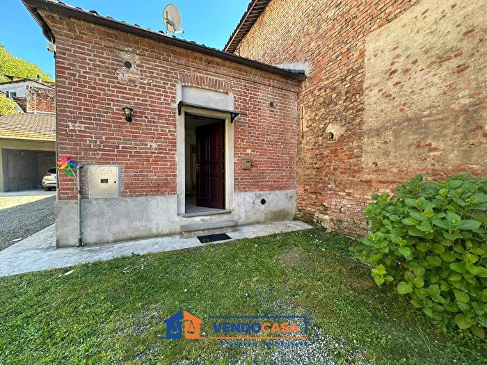 Appartamento bilocale in affitto in Via Ingegner Albenga, Ghiare Madonna, Incisa Scapaccino
