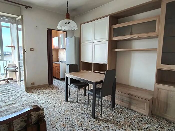 Appartamento bilocale in vendita in Via De Nicola, Beinasco