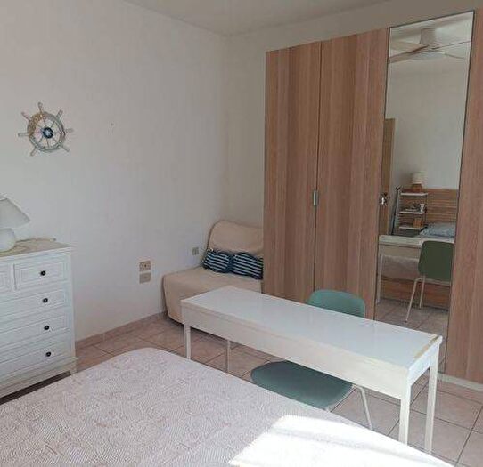 Appartamento bilocale in affitto in Via Zanella, Lungomare di Ponente, Senigallia