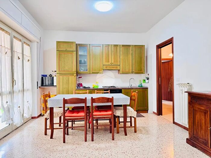 Appartamento quadrilocale in vendita in Appartamento Via Strinella, LAquila