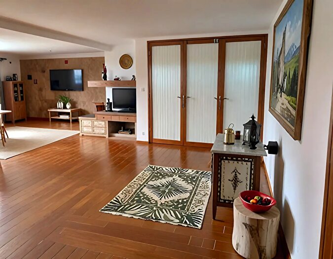 Casa con 7 locali in vendita in Via Martiri delle Foibe, Fontaniva