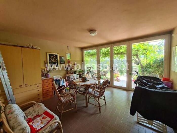 Casa con 5 locali in vendita in Via Risara, Montelabbate