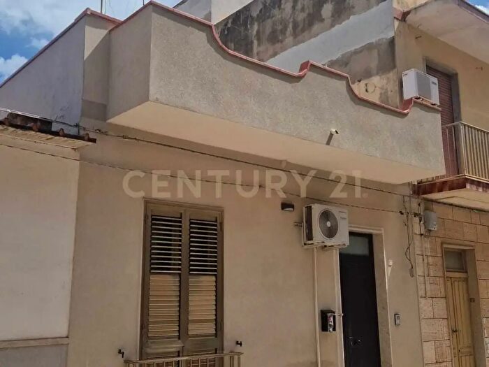 Casa quadrilocale in vendita in Via l Bissolati, Pachino