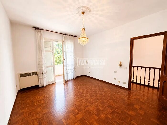 Casa quadrilocale in vendita in Via Blaise Pascal, Reggio nell'Emilia