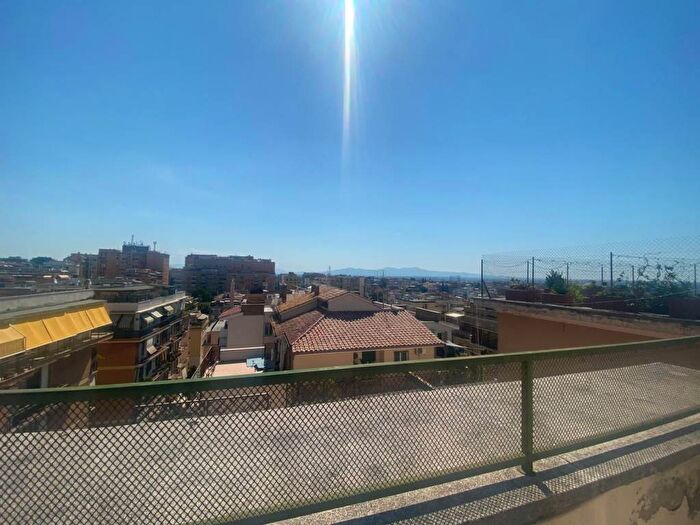 Casa bilocale in affitto in Viale di Villa Pamphili, Monteverde Vecchio, Roma
