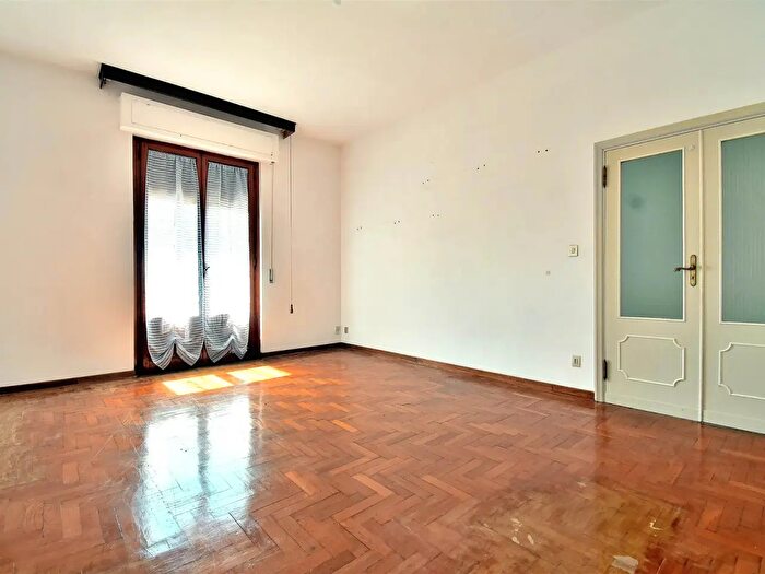 Appartamento con 5 locali in vendita in Via More di Cuna, Monteroni D'Arbia