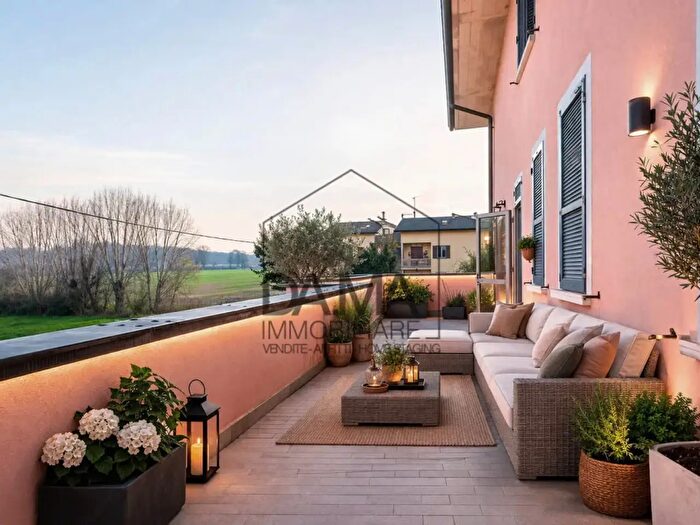 Appartamento in vendita in Via Traversetolo, Parma