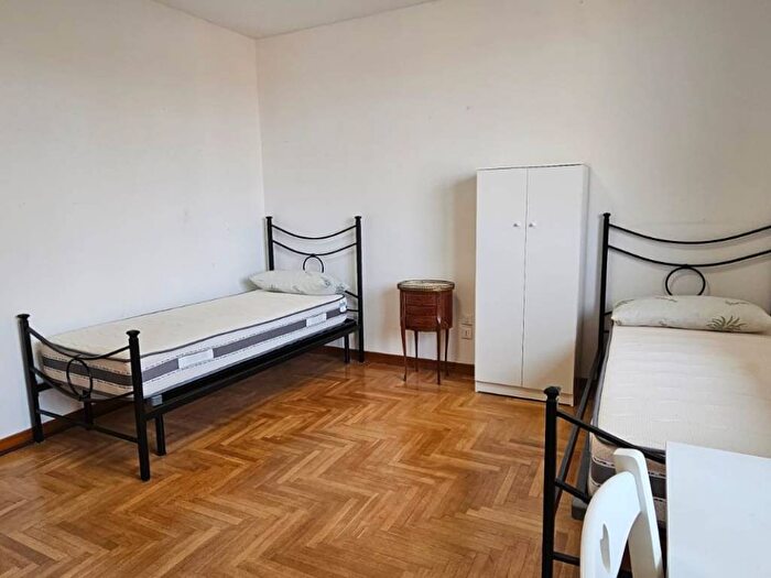 Appartamento con 5 locali in affitto in Piazzale Santa Croce, Città Giardino, Padova