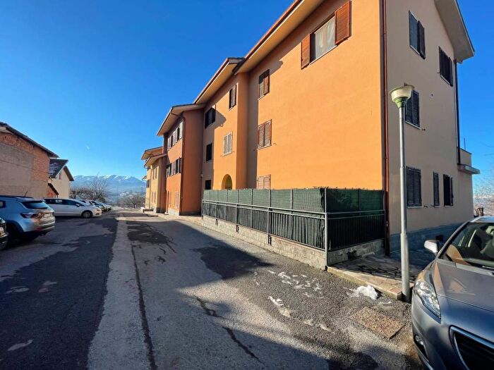 Appartamento trilocale in affitto in via don lobera, Centro, Vicoforte