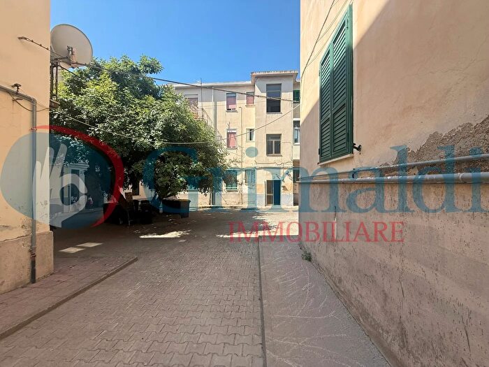 Appartamento bilocale in vendita in Via Gino Buganza, Messina