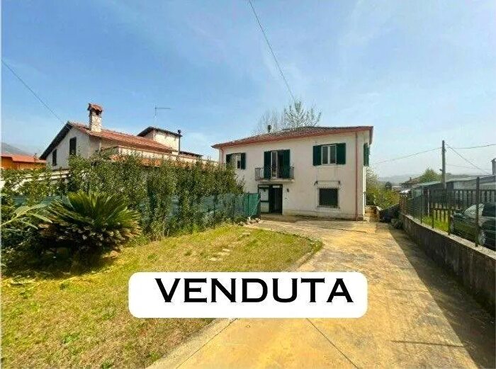 Casa quadrilocale in vendita in Via Romana Selva Sora Frosinone, Sora