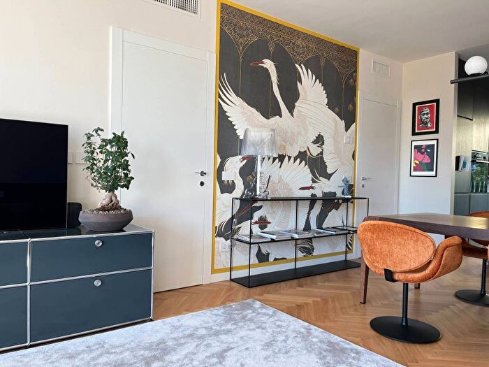 Appartamento quadrilocale in affitto in Via Luigi Vanvitelli, Città Studi, Milano