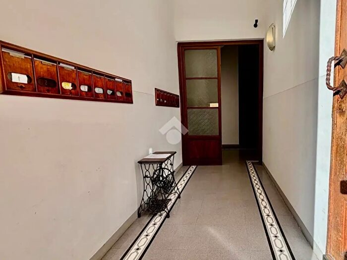 Appartamento quadrilocale in affitto in Via Fratelli Ruffini, Firenze