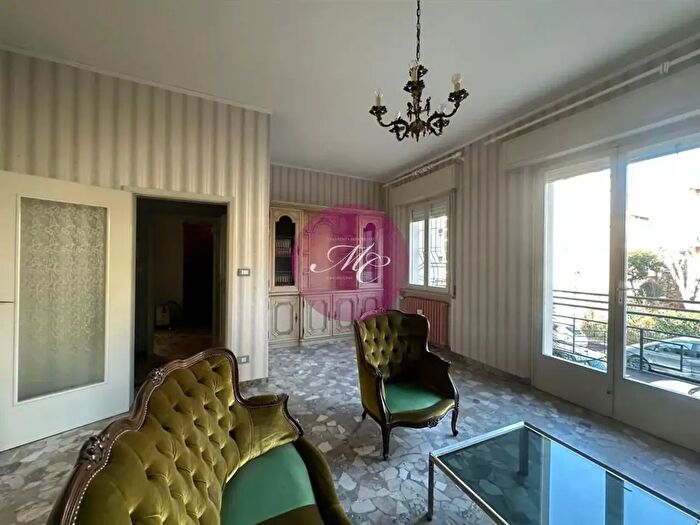 Appartamento con 5 locali in affitto in Ravenna