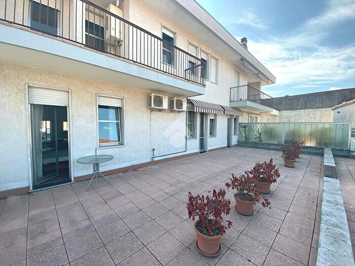 Appartamento quadrilocale in vendita in Via S Rocco, Samarate