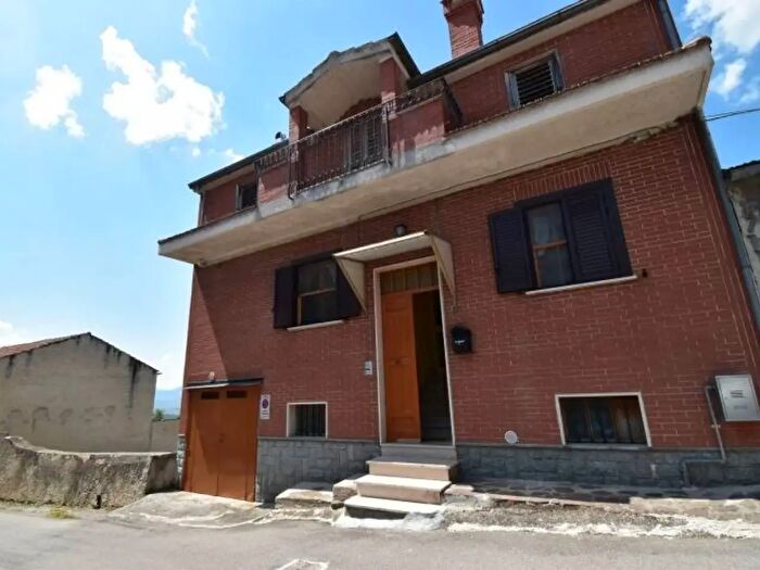 Appartamento con 5 locali in vendita in Via Stretta della Croce, Atena Lucana