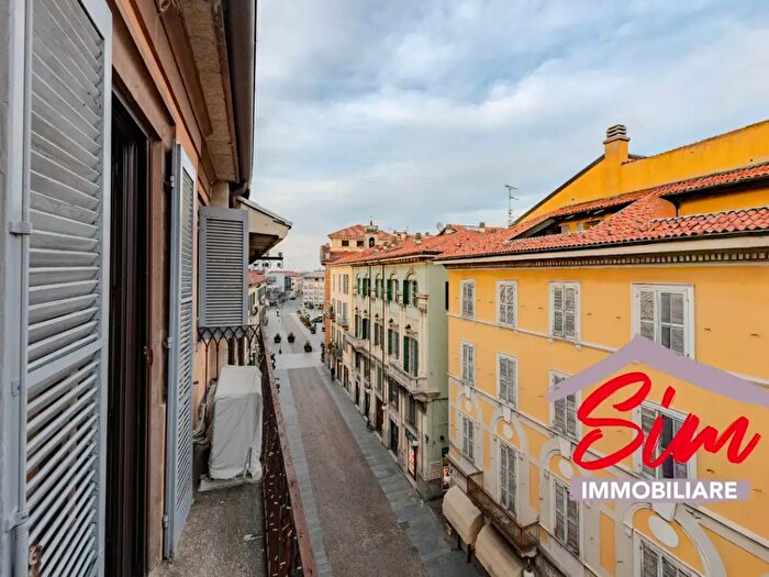 Case in Vendita e in Affitto - 2