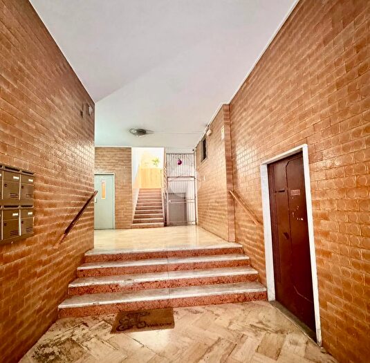 Appartamento trilocale in vendita in Via I Maggio, Casoria