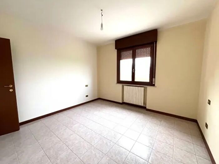 Appartamento con 5 locali in affitto in Via Giuseppe Garibaldi, Moglia