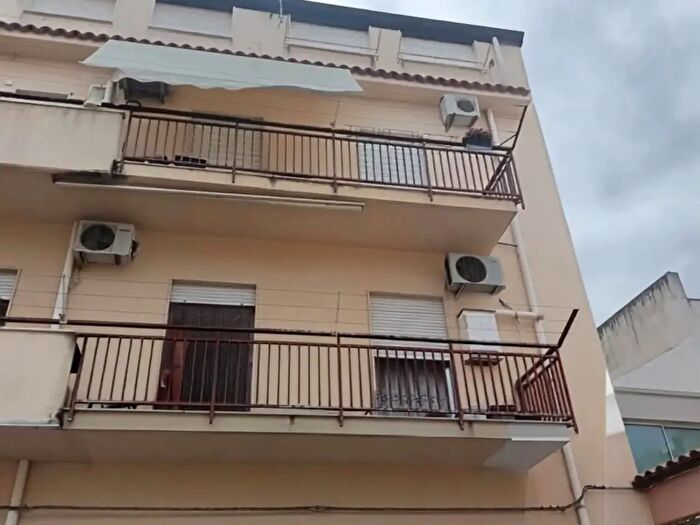 Appartamento con 6 locali in vendita in Viale Jenner, Alcamo